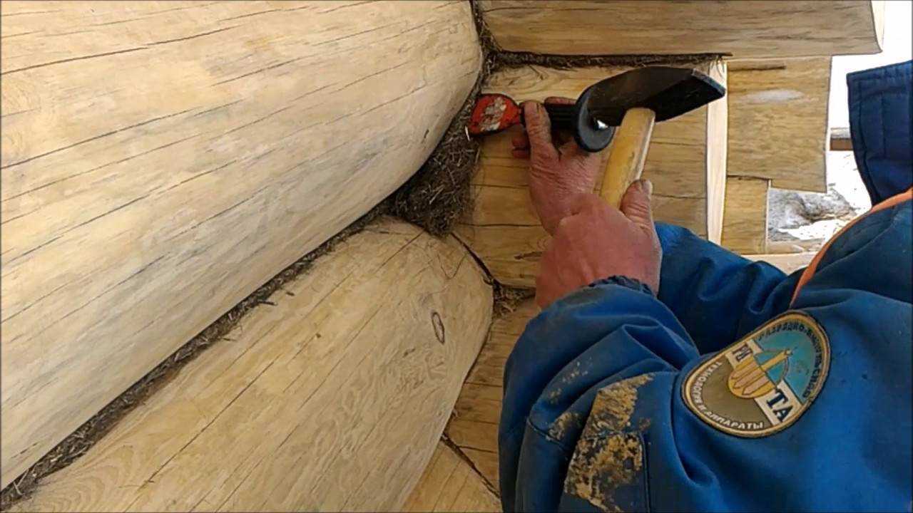 Укладка межвенцового утеплителя своими руками