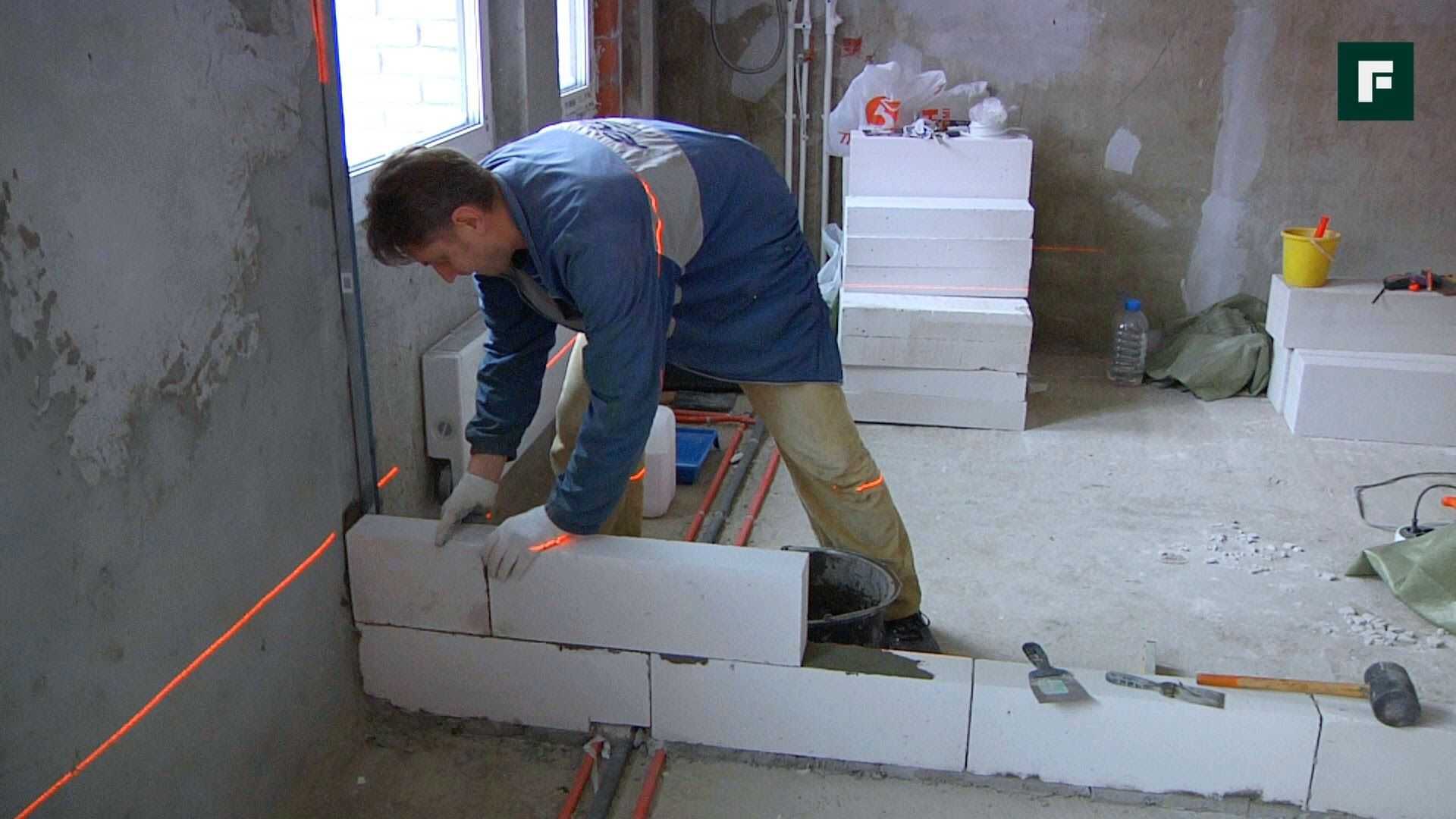 Крепление наружных стен к несущим конструкциям