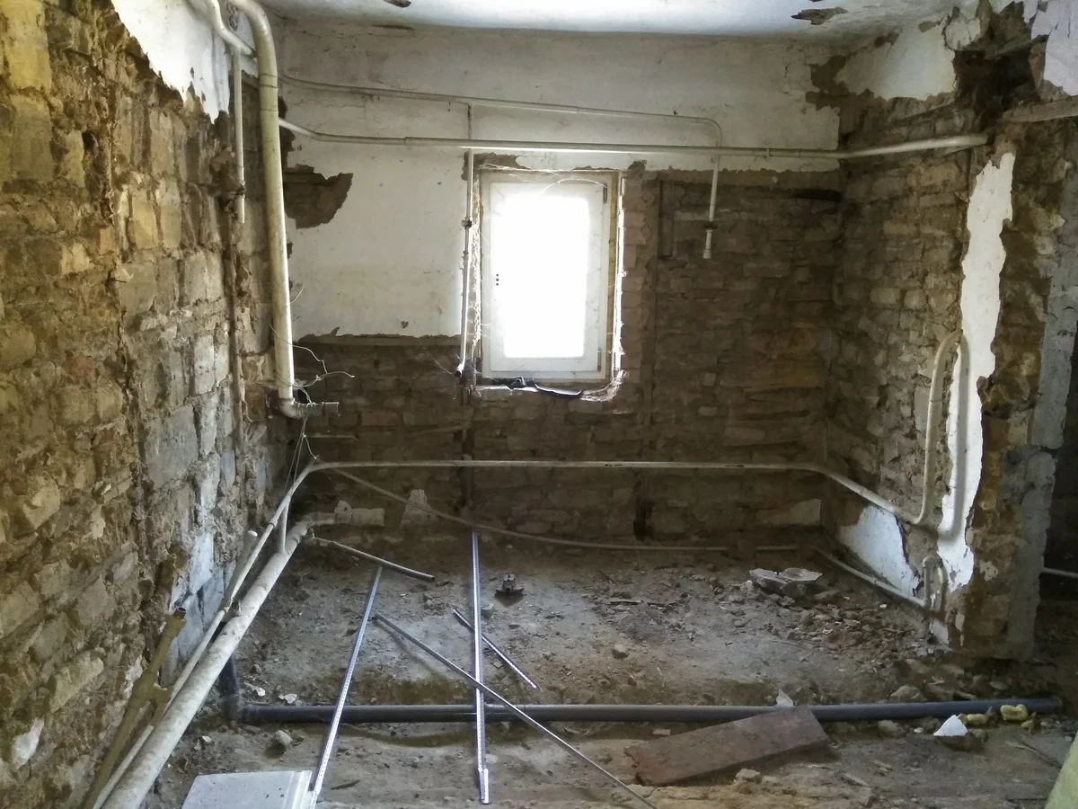 Как заделать трещины в саманном доме инструменты и приспособления | buildt